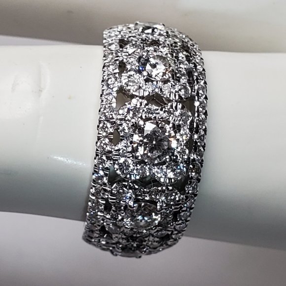 Beautiful design 14K white gold diamond ring - Picture 5 of 9